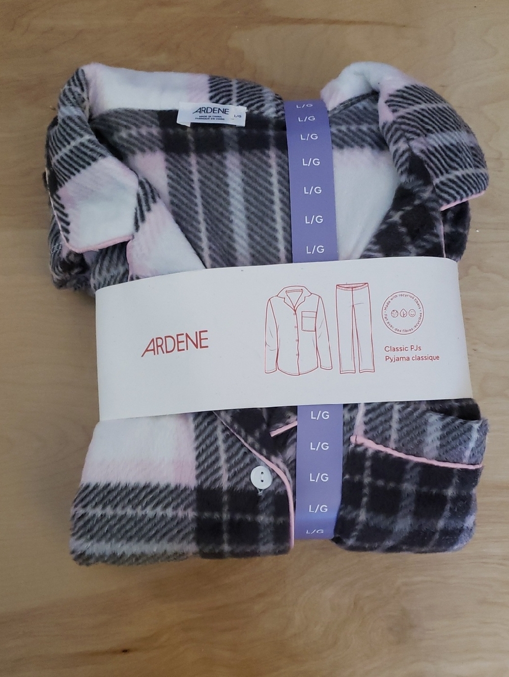Ardene  Plaid Fleece Pajama Set in Pink and Gray